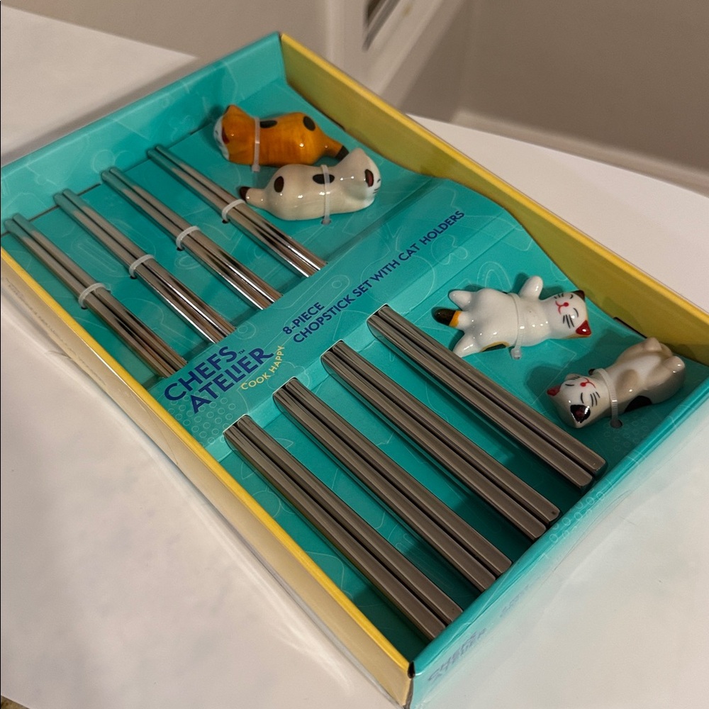 Chefs Atelier Stainless Chopsticks & Cat Holders 4 Sets